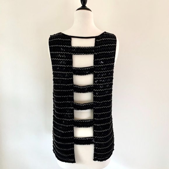 Parker Beaded Ladderback Blouse - Picture 2 of 9